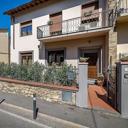 La Corte Di Ripoli Bed & Breakfast *